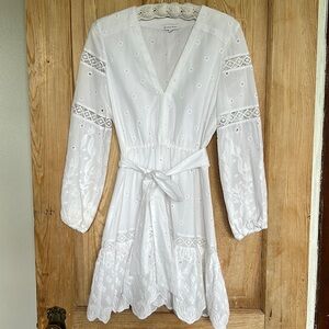 Gianni Bini Victoria Long Sleeve Eyelet Lace Dress in White, size Medium